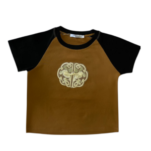 Blusa o playera para mujer de manga corta en color negro y cafe claro