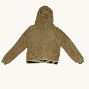 Suéter de mujer de forro polar con gorra de borreguito, en color piel con zipper