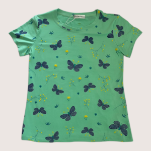 Blusa tipo playera con estampado continuo de mariposas en color verde claro