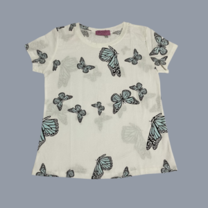 Playera color blanco con diseños de mariposas manga corta para mujer