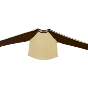 Blusa manga larga color crema y las mangas color cafe en tela fino